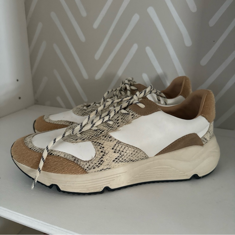 Oasis Society size 9 Womens Neutral Sneakers